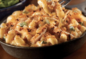 Grilled Buffalo Chicken Mac and Cheese