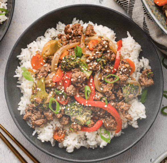 Korean Orange-Ginger-Garlic Beef Stir Fry Bowl